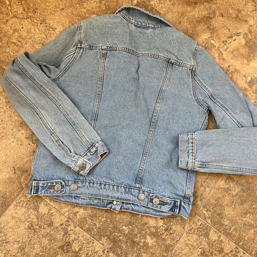 Levis cotton denim jacket, Trucker style women's size S - Picture 6 of 6